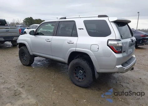 2014 Toyota 4Runner Trail z USA, uszkodzony, nr VIN JTEBU5JR5E5151476